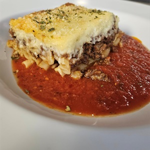 Santorini Greek & Italian Bistro 